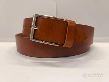 cintura uomo in cuoio colore cognac