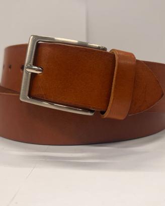 cintura uomo in cuoio colore cognac
