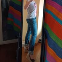 Jeans con pieghe in stile invecchiato tg S-XS