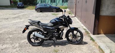 TVS Raider 125 - Pari al nuovo