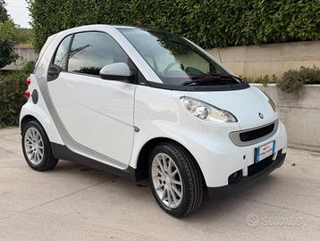 Smart ForTwo 1000 52 kW MHD coupé passion