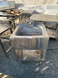 Lavandino 1 vasca con rubinetto