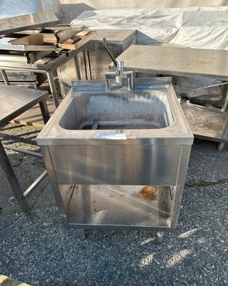 Lavandino 1 vasca con rubinetto