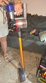 Dyson v8 ricondizionato 