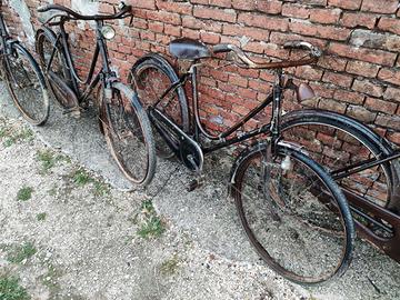 Biciclette d'epoca con freni a bateca da resturare