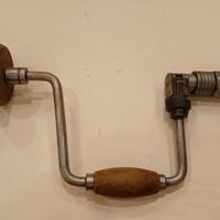 Trapano a mano d'epoca