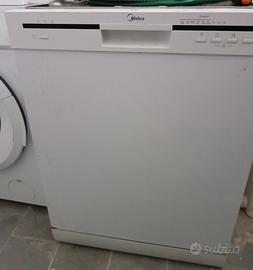 LAVASTOVIGLIE MIDEA MFD605121W