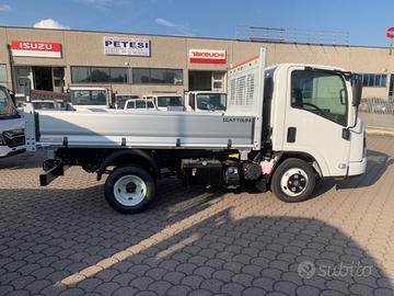 Isuzu M27 ribaltabile trilaterale