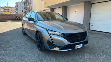 Peugeot 308 S.W. 1.2i 81kw 110cv anno 2023 