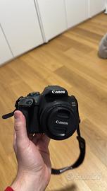 canon 2000d con 18-55 e 50mm fisso