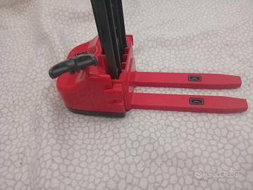 trespalle giocattolo 