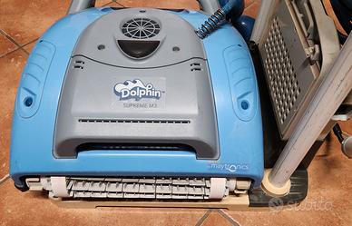 Robot Dolphin M3 per pulizia piscina