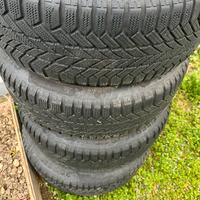 Gomme 205/55/16