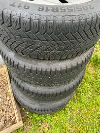 Gomme 205/55/16