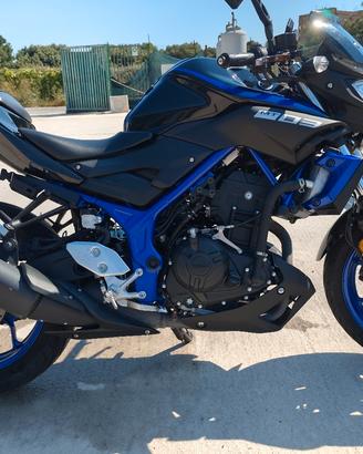 Yamaha MT 03 - Guida con patente A2
