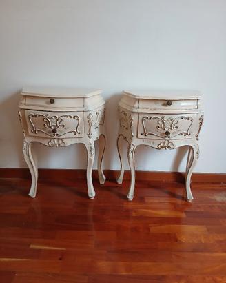 coppia di comodini stile barocco veneziano