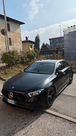 Mercedes Classe A180D PREMIUM AMG