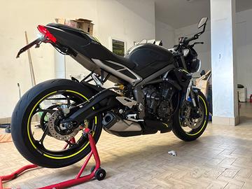Triumph Street triple 765 RS