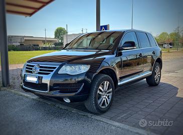 Volkswagen Touareg 3.0 V6 TDI DPF Exclusive