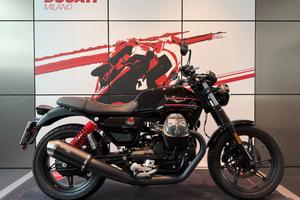 Moto Guzzi V7 Stone Special Edition - SOLO 900 KM!