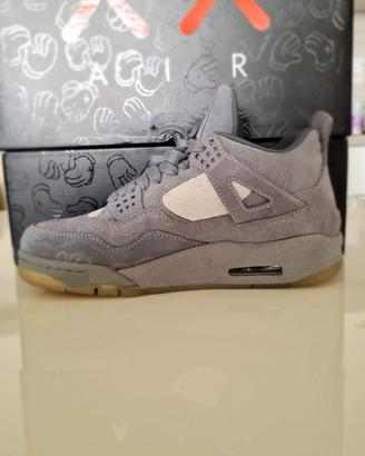 Jordan 4 retro kaws