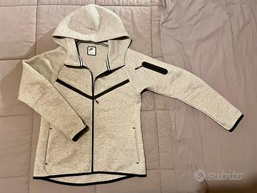 Felpa Nike Tech Fleece Windrunner Donna come nuova