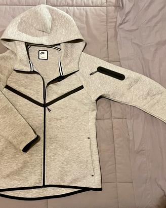 Felpa Nike Tech Fleece Windrunner Donna come nuova