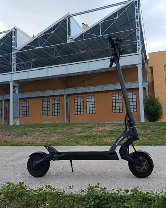 monopattino elettrico Kaabo Mantis 8 Plus