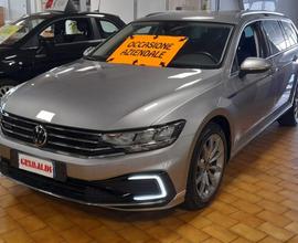 VOLKSWAGEN Passat Variant 1.4 GTE DSG Plug-In-Hy
