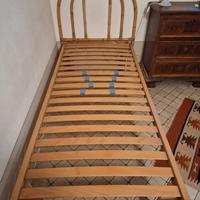 Reti a doghe con materasso e testata