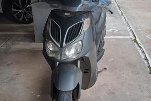 Aprilia Sportcity 200