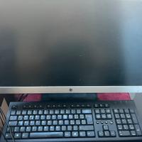 Computer fisso HP con casse e stampante