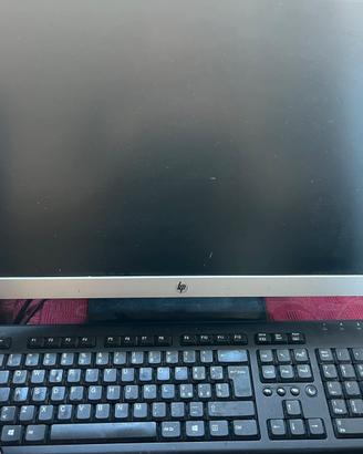 Computer fisso HP con casse e stampante