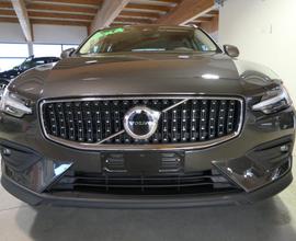 VOLVO V60 Cross Country B4 (d) AWD automatico Pl