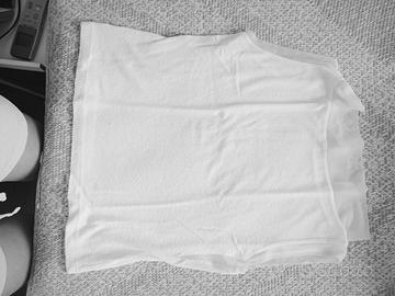 Canotta bianca in spugna e velo sottile