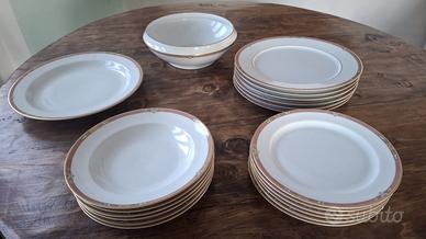 Servizio piatti in porcellana