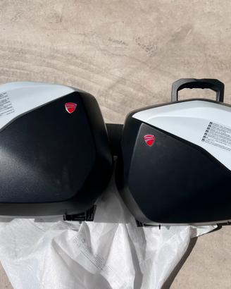 Borse/bauletti laterali multistrada v4