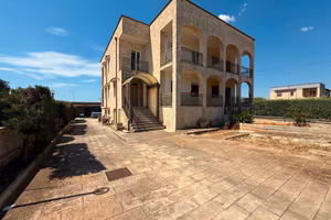 Villa bifamiliare Statte [buz51VRG]