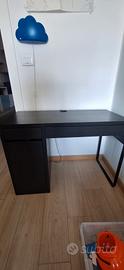 scrivania Ikea 