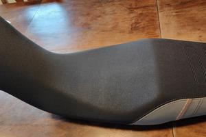 Sella bassa CF moto MT 450