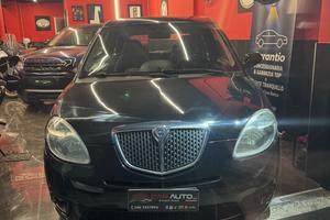 Lancia Ypsilon 1.3 MJT 90 CV Platino