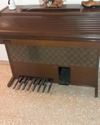PIANOLA