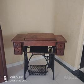 Macchina per cucire singer anni 60