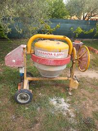 Betoniera elettrica 250 litri