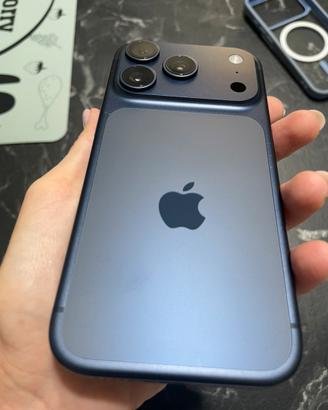 Iphone 17 pro da 256 gb ancora in garanzia