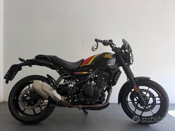 Royal Enfield Guerrilla 450 - 2024