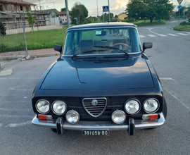 Alfaromeo 2000 berlina