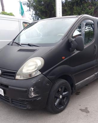 Nissan Primastar 1.9 dCi/100 GANCIO DI TRAINO