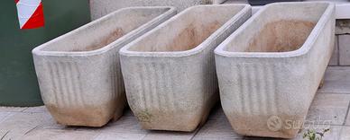 FIORIERA RIGATA IN CALCESTRUZZO 