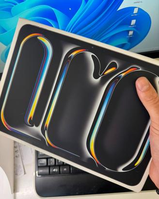 Ipad 11 pro m4 256gb wi fi cellular 🍎 NEW